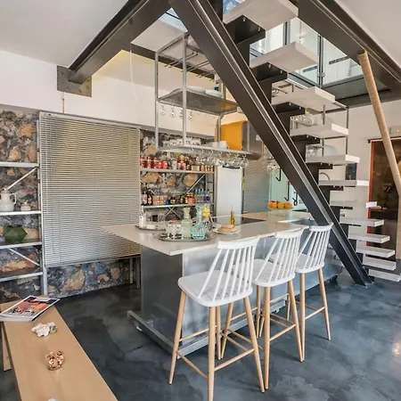 Kito- Transformed House On The Water's Edge *