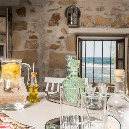 Kito- Transformed House On The Water's Edge Будинок відпочинку *