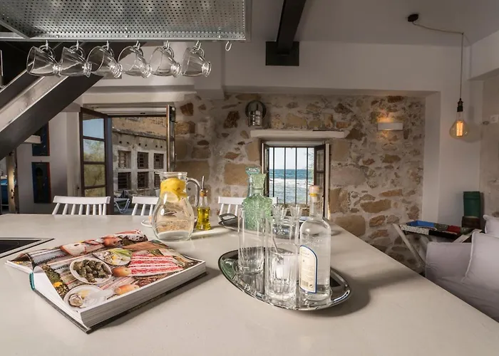 Kito- Transformed House On The Water's Edge 펜션 하니아