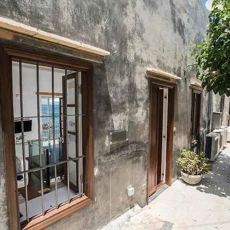 Kito- Transformed House On The Water's Edge 度假居